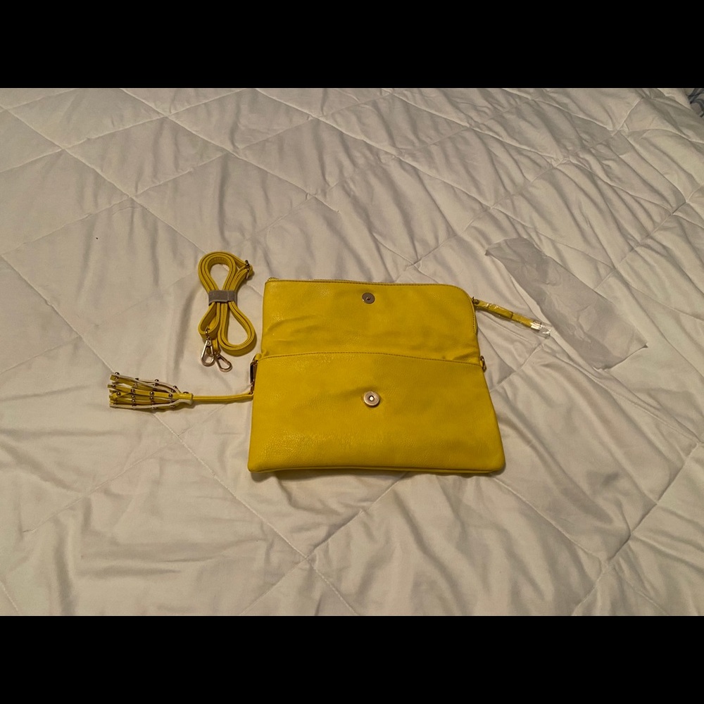 Yellow clutch